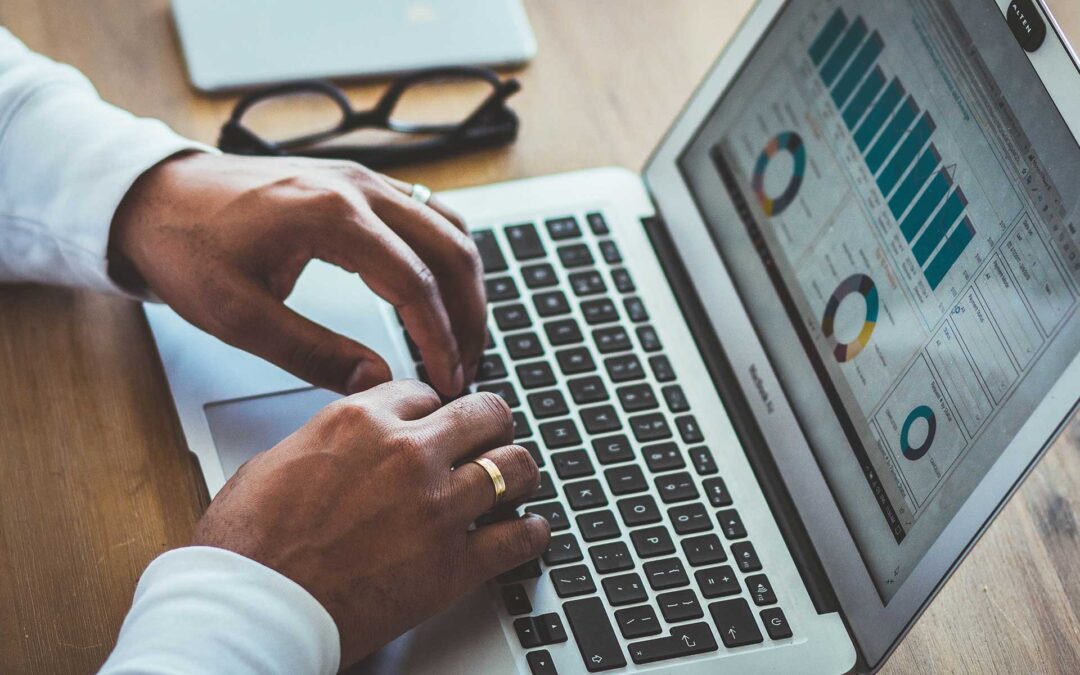 Data Cleaning and Management Course Using Stata
